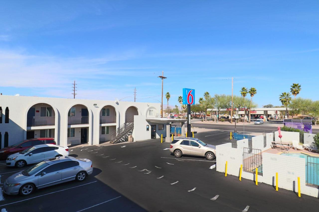 Motel 6 Tucson, Az - East Williams Center Exterior photo